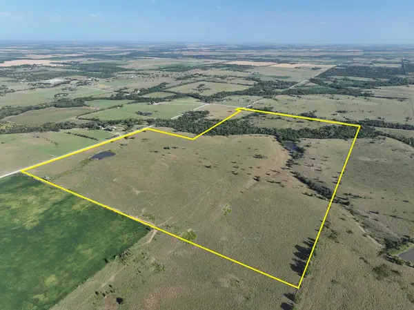 504 SW Hunter Rd, Towanda, KS 67144