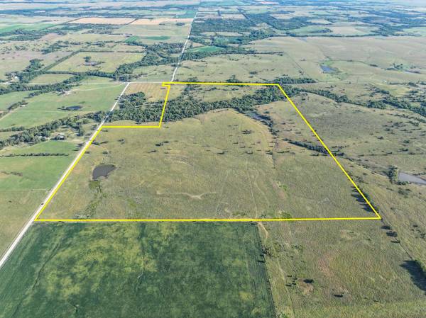 504 SW Hunter Rd, Towanda, KS 67144