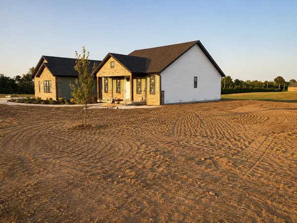 118 Country Corner Drive ST, Clever, MO 65631