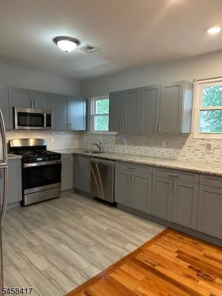 22 Homestead Park #2, Newark City, NJ 07108