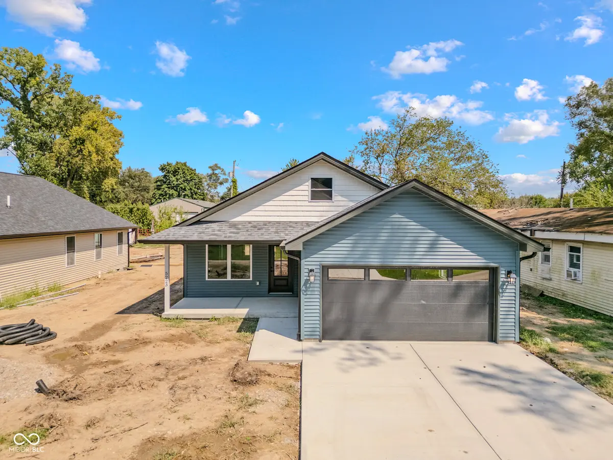5223 N Vance ST, Columbus, IN 47201