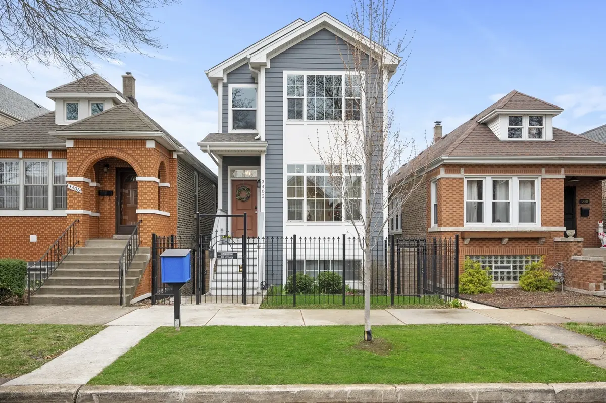 3402 S Carpenter ST, Chicago, IL 60608