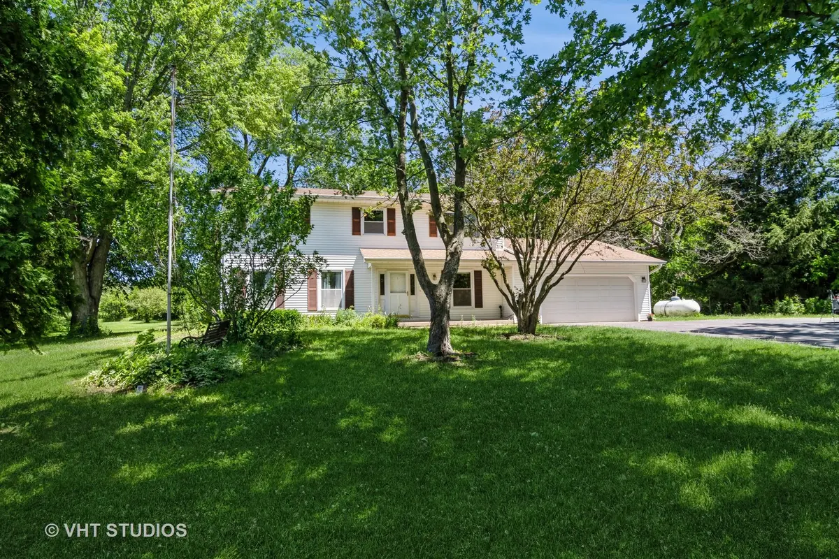 43W864 McDonald RD, Elgin, IL 60124