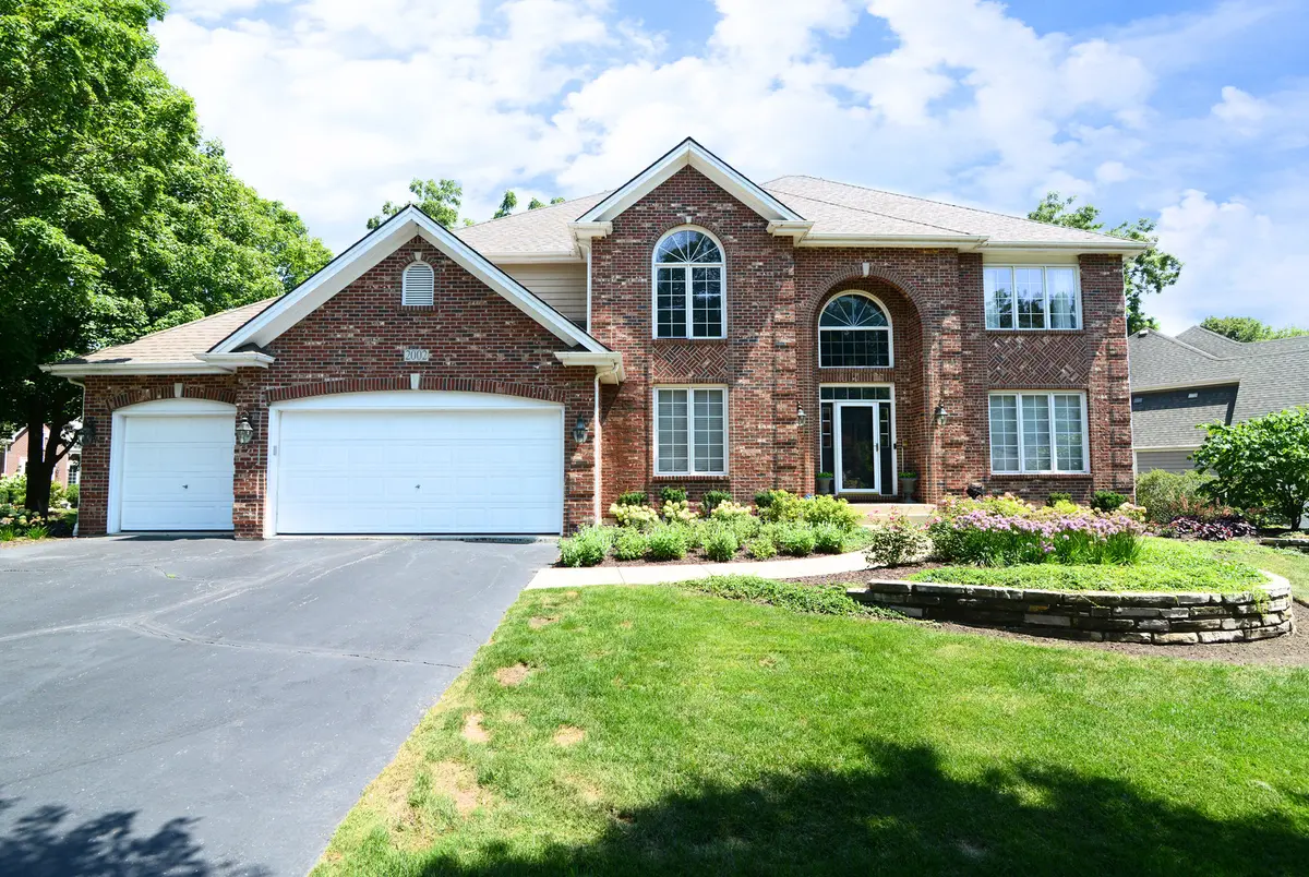 2002 KING EDWARD AVE, St. Charles, IL 60174