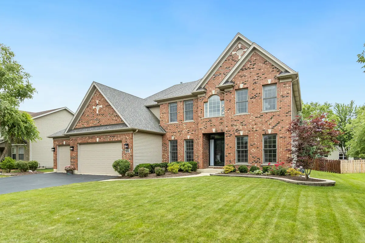 25709 W Sunnymere DR, Plainfield, IL 60585