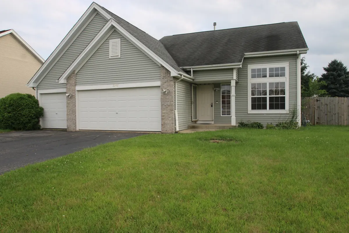 2242 Tumbleweed LN, Beloit, WI 53511