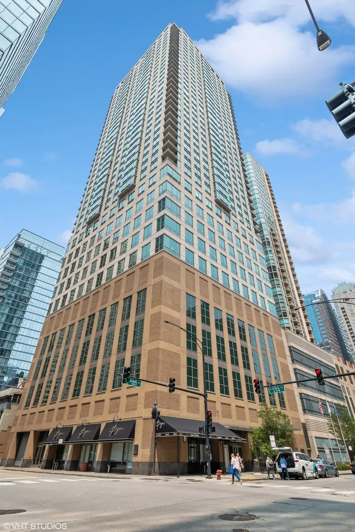 2 E Erie ST #2307, Chicago, IL 60611
