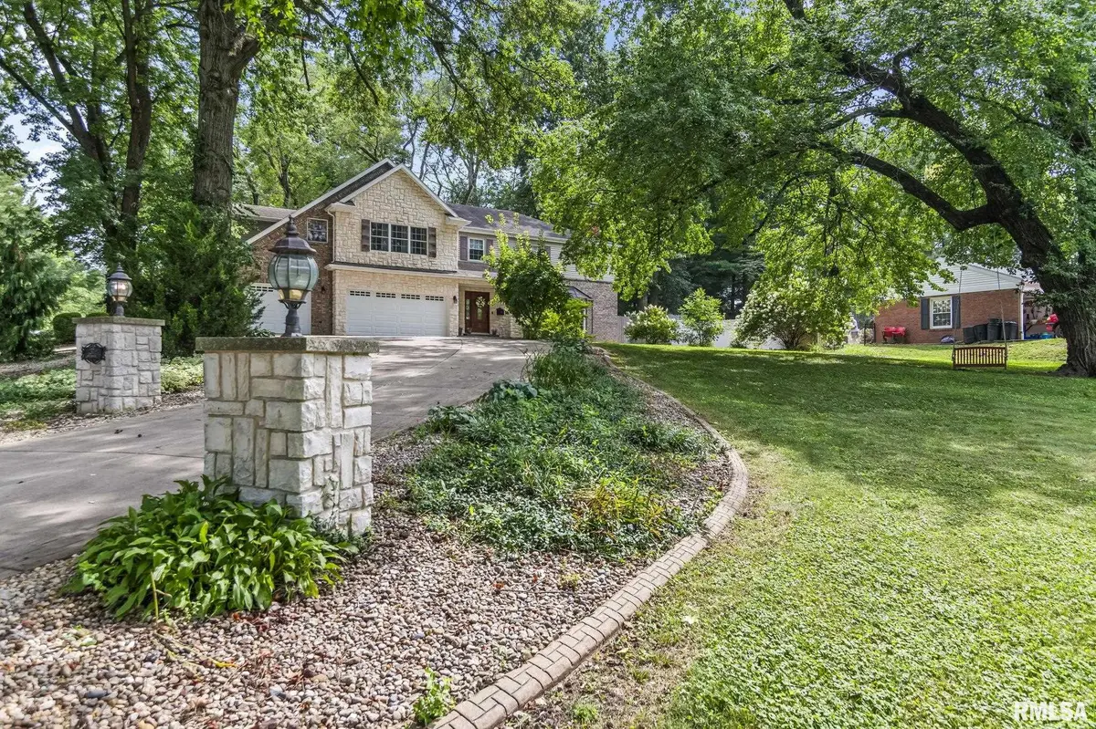 37 WILDWOOD RD, Springfield, IL 62704-0000