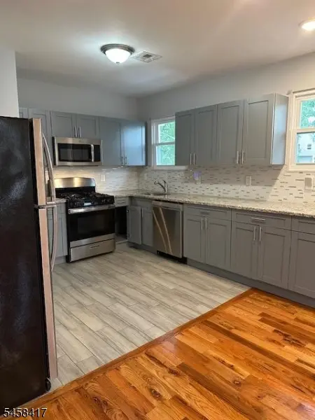 22 Homestead Park #2, Newark City, NJ 07108