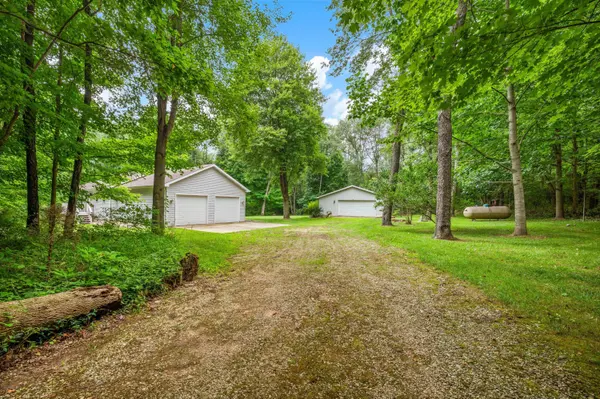55704 Penn RD, Volinia Twp, MI 49031