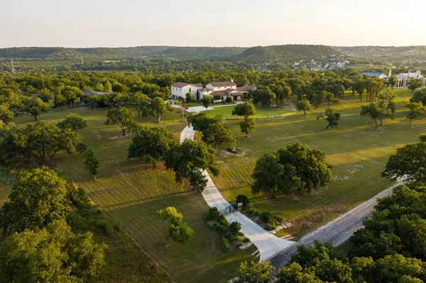 279 Achtzehn RD, Fredericksburg, TX 78624