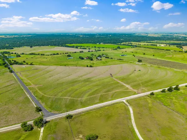 0001 County Road 327 RD, Granger, TX 76530