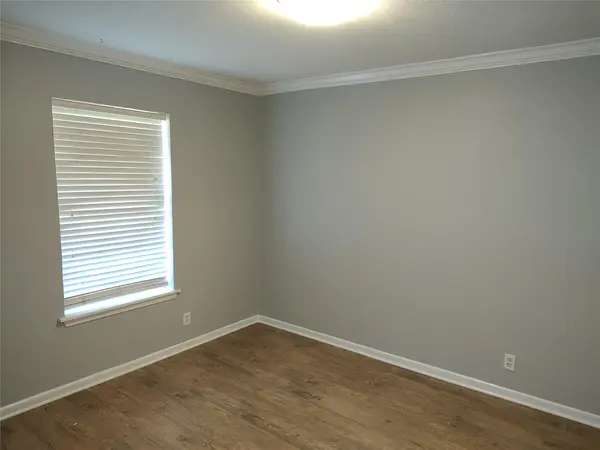 3304 Woodbriar LN, Austin, TX 78723