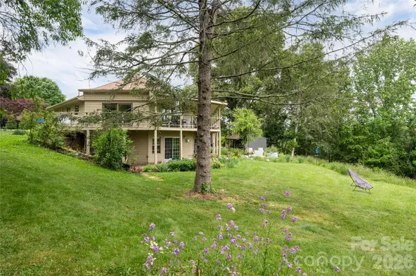 56 Donna LN, Alexander, NC 28701