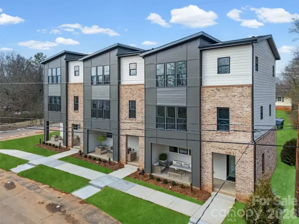 401 N Lee ST #B, Mount Holly, NC 28120