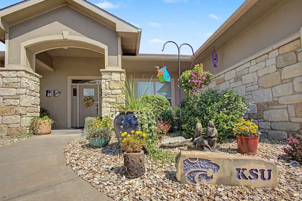 2808 Tobacco RD, Manhattan, KS 66503