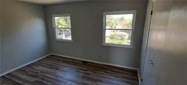 5421 Pickett RD, St Joseph, MO 64503