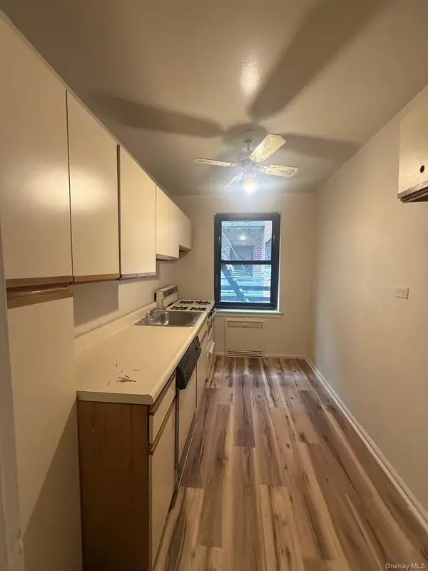 21110 73 AVE #4G, Bayside, NY 11364