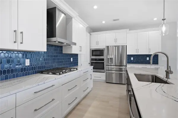 1729 POINT GRACE RD, Tavares, FL 32778