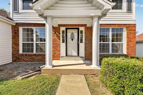 4356 Kensington Manor DR, St Louis, MO 63128