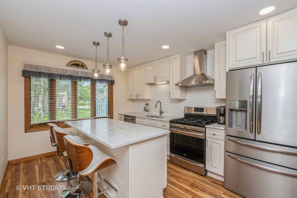 11302 Brook Crossing CT, Orland Park, IL 60467