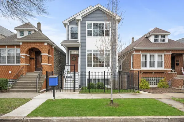 3402 S Carpenter ST, Chicago, IL 60608