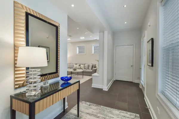 120 W Oak ST #5AB, Chicago, IL 60610