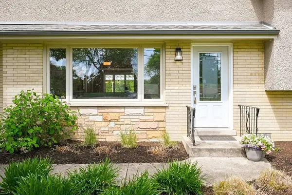 1710 Wilmette ST, Wheaton, IL 60187