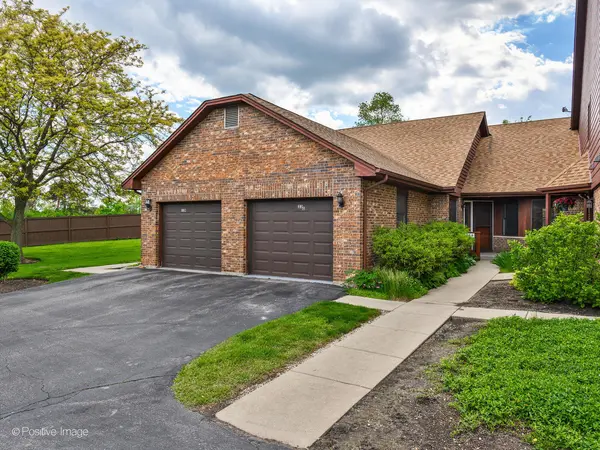 33 Terrace LN #G,  Lake Zurich,  IL 60047