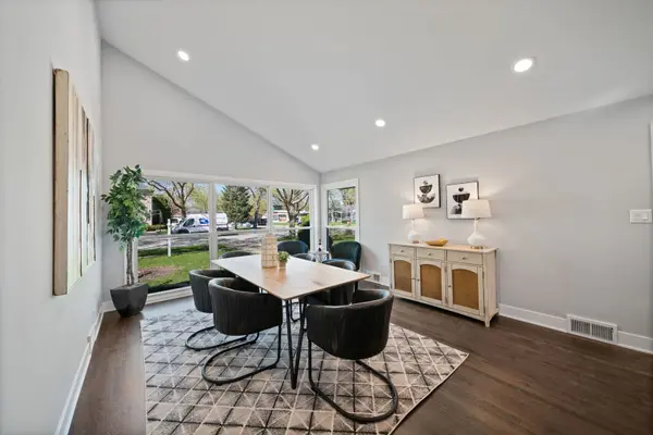 7429 Foster ST, Morton Grove, IL 60053