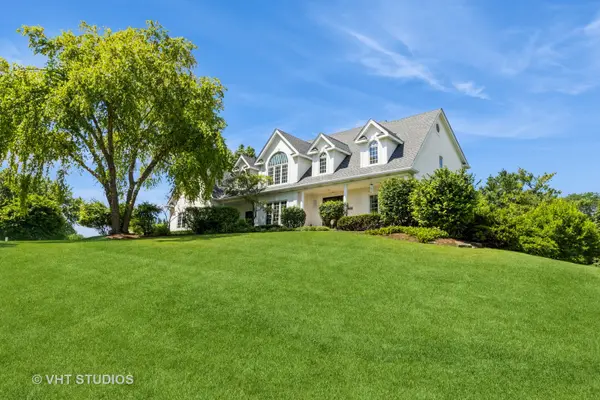 18N250 Sawyer RD, Dundee, IL 60118