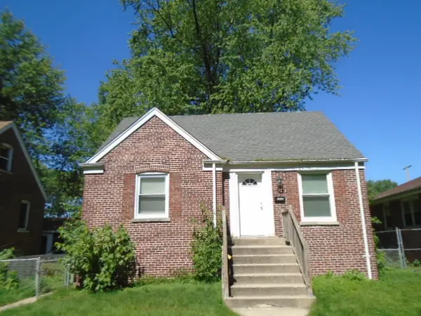 14240 S Green Bay AVE, Burnham, IL 60633