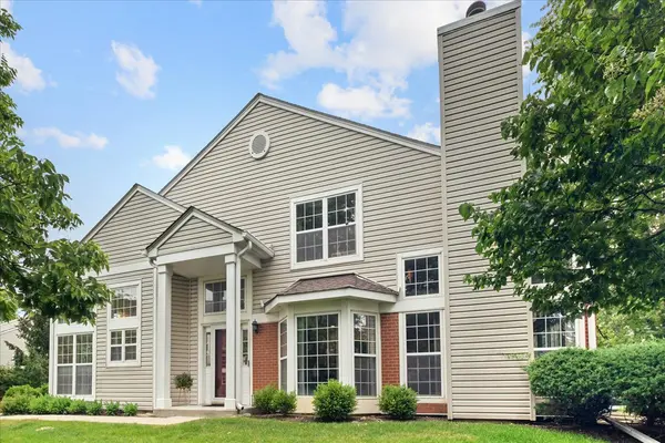 748 Old Checker RD, Buffalo Grove, IL 60089