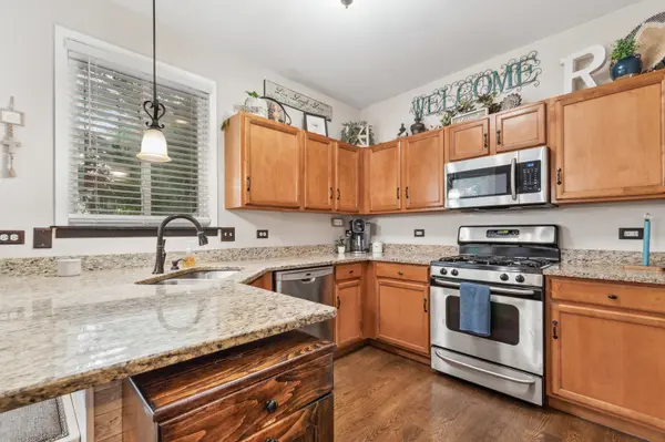1105 Mountain View DR, Joliet, IL 60432