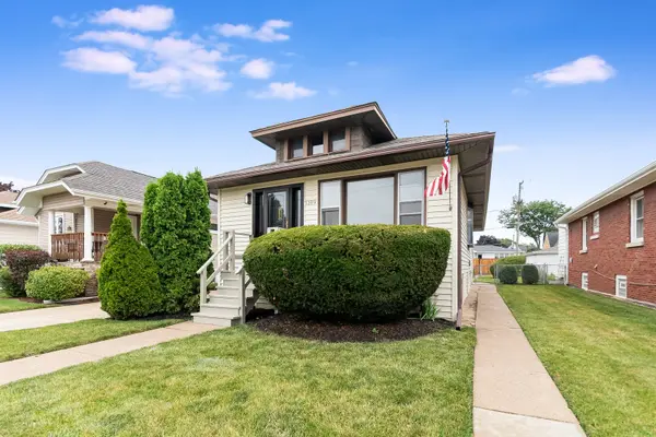 1109 N 14th AVE, Melrose Park, IL 60160