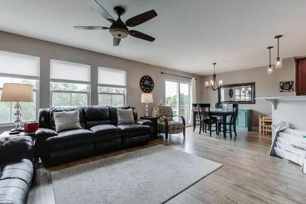 652 Grand Canyon CIR #176, Crystal Lake, IL 60014