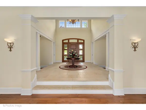 1543 N Highland AVE, Arlington Heights, IL 60004