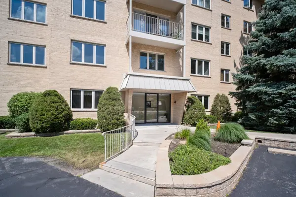 1436 E Thacker ST #201, Des Plaines, IL 60016