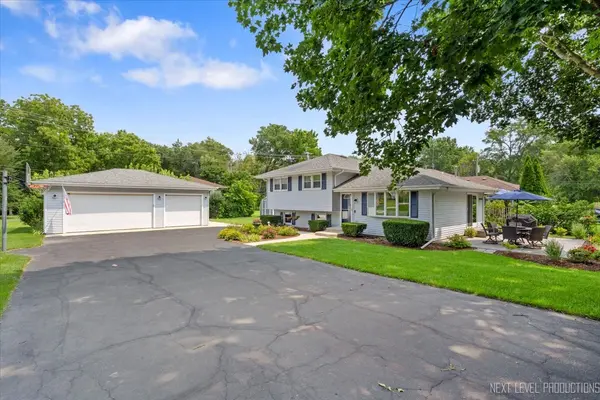 35W476 Sunnyside AVE, St. Charles, IL 60174
