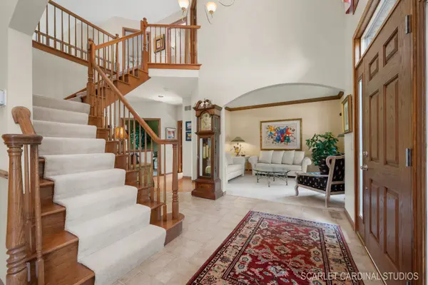 26w340 Torrey Pines CT, Winfield, IL 60190