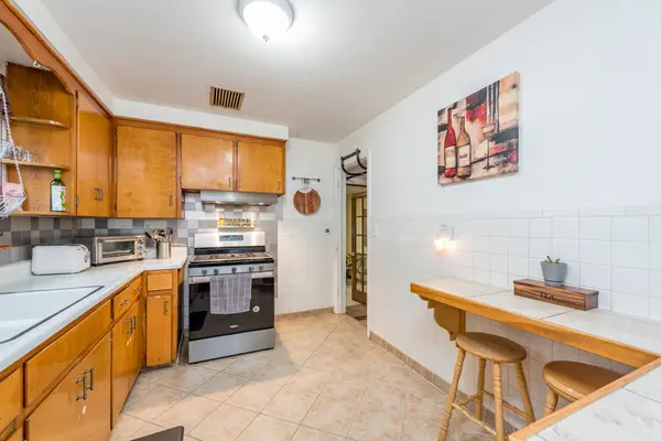 44 Worack PL Waukegan, IL 60085