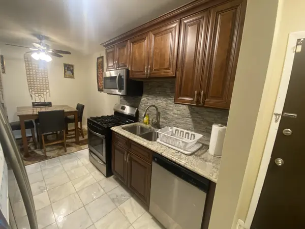 9540 Mayfield AVE #S101, Oak Lawn, IL 60453