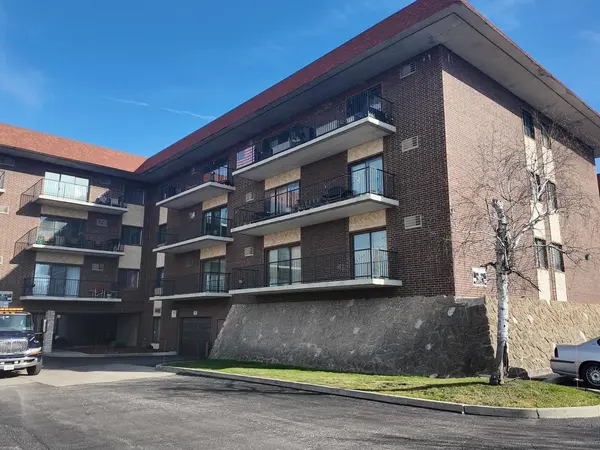 9540 Mayfield AVE #S101, Oak Lawn, IL 60453