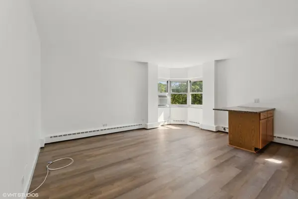 4980 N Marine DR #436, Chicago, IL 60640