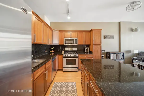 1001 W Madison ST #207, Chicago, IL 60607