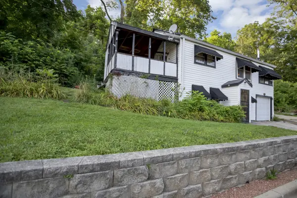 714 Riverview RD, Algonquin, IL 60102