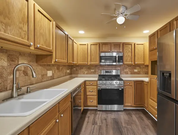 1508 Scarlett WAY #1508, Woodstock, IL 60098