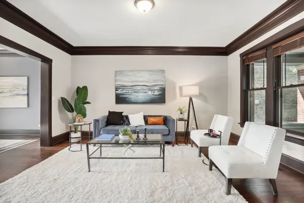 4415 N Mozart ST, Chicago, IL 60625