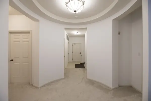 1739 Tudor LN #210, Northbrook, IL 60062