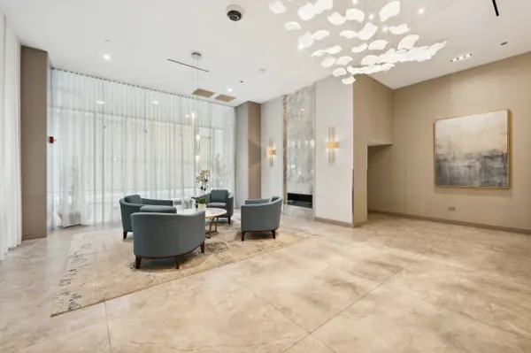 225 N Columbus DR #7807, Chicago, IL 60601